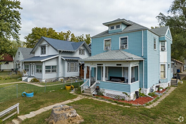Porches are a frequent feature of homes in Saratoga.