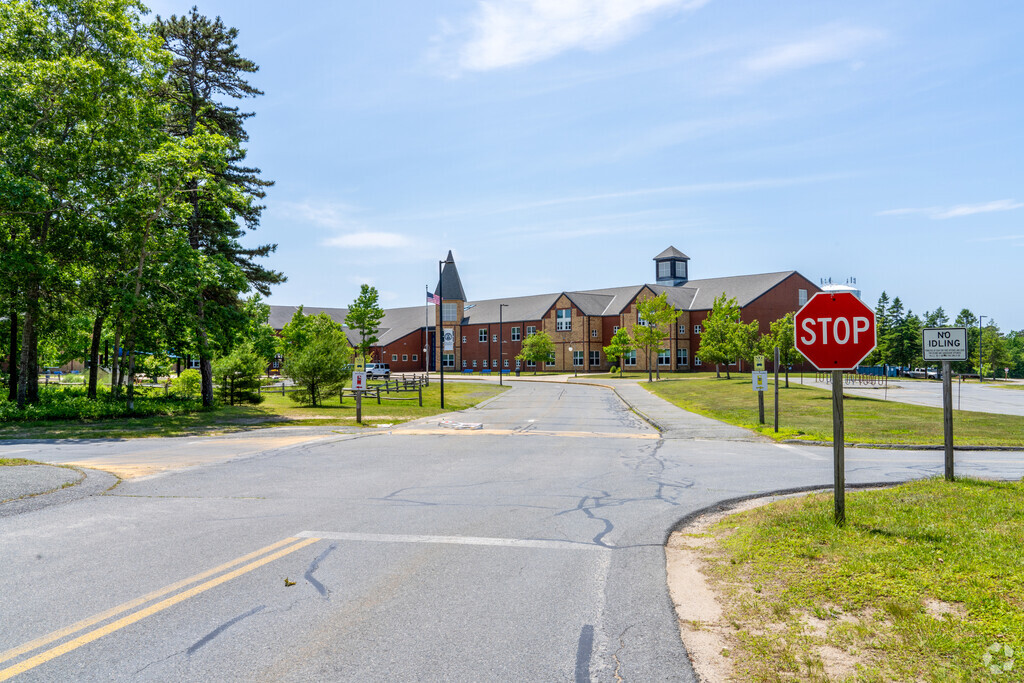 The Forestdale School in Sandwich serves students in grades Pre-K to 2nd.