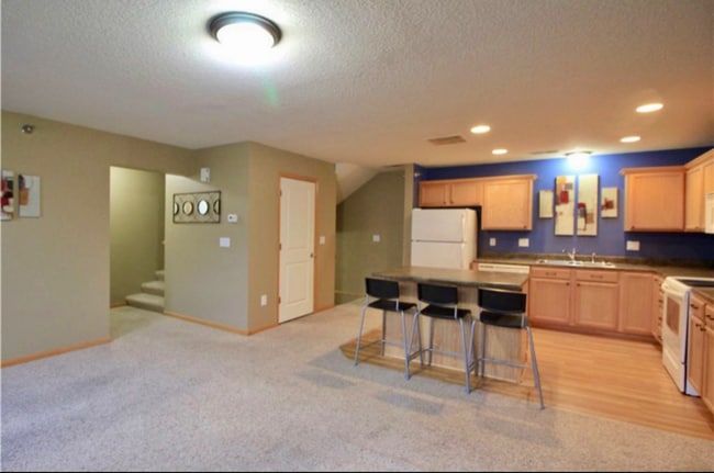 2150 NE 18th St, Grimes, IA 50111 - photo 4