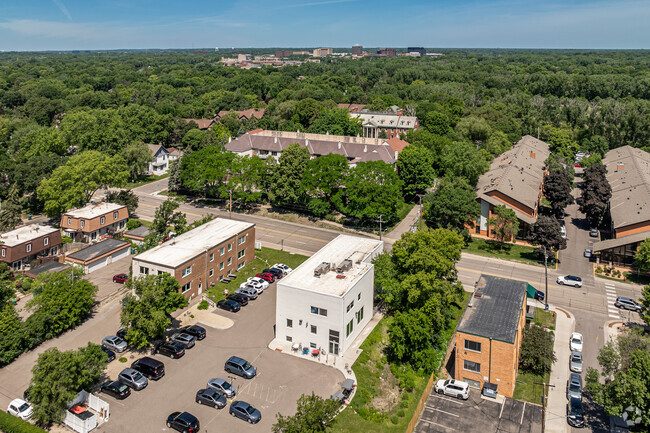 Bais Yaakov High School of the Twin Cities opened its doors in the fall of 1996.