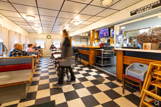 The Gentleman farmer is a local favorite for cozy breakfasts.