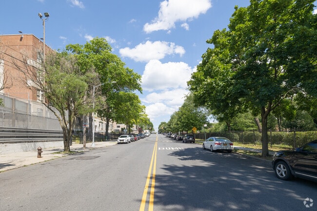 Pelham Preparatory Academy in The Bronx has extended community ties