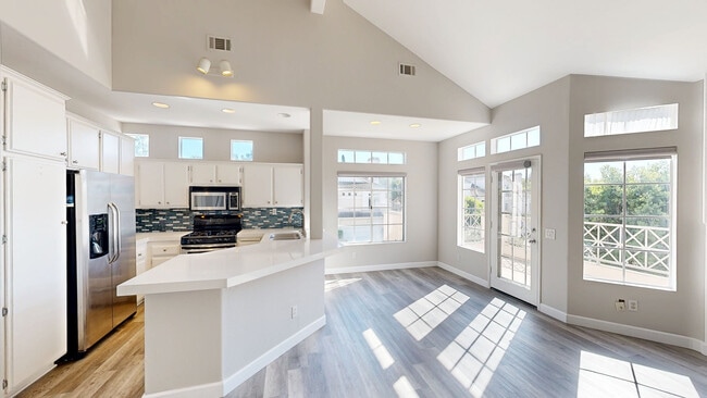 94 Shorebreaker Dr, Laguna Niguel, CA 92677 - photo 2