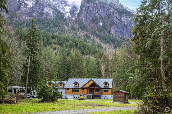 A beautiful cabin style home in Ellisville.