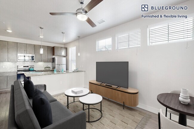 13195 W Progress Cir unit FL2-ID853A, Littleton, CO 80127 - photo 2