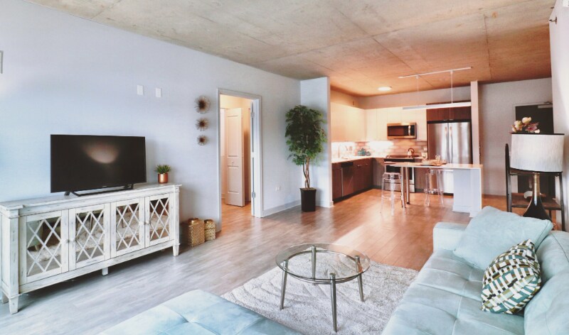 1040 W Addison St, Chicago, IL 60613 - photo 1