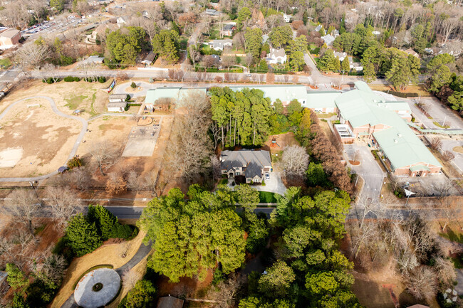 Frances Lacy Elementary School is located in Raleigh, NC.
