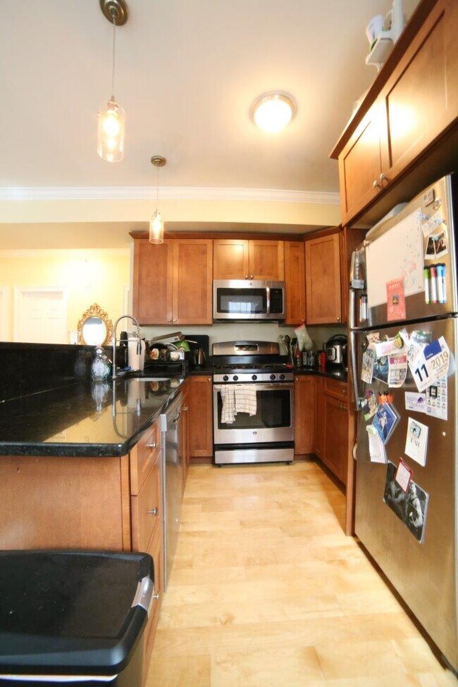 15 Orchard St unit 2, Cambridge, MA 02140 - photo 3