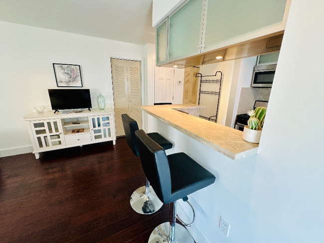 741 6th St unit 102W, Miami Beach, FL 33139 - photo 2