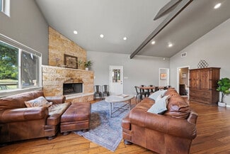 1740 W Live Oak St Unit ID1253748P, Fredericksburg, TX 78624