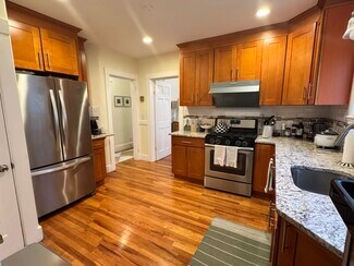 27 Harriet St, Boston, MA 02135