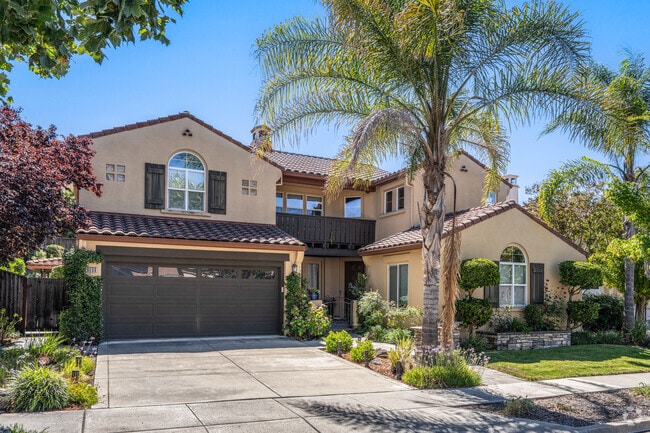 Gale Ranch is known for its exceptional community and the seamless integration of nature and ele