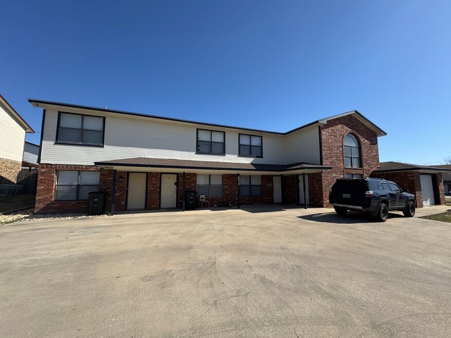 1203 Monroe Loop unit C, Killeen, TX 76543 - photo 1