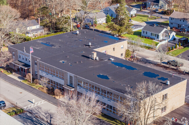 St Luke's School in Barrington offers a traditional Catholic education in pre-school to grade 8.