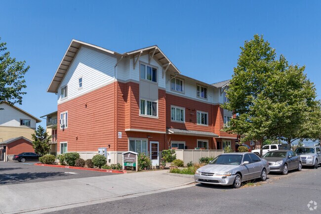 Fern Grove, Portland, OR 97233 - photo 2