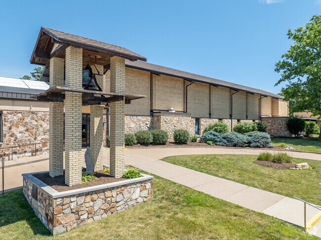 Lourdes Catholic School in Downtown Bettendorf.