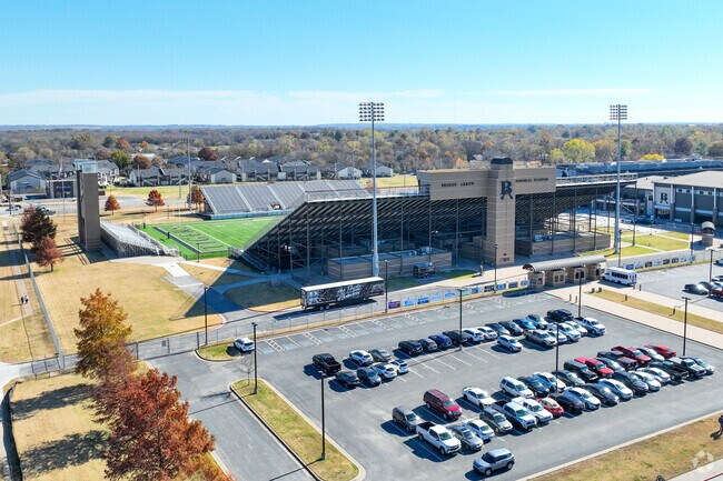 Students of Stone Creek Farms can attend Broken Arrow High School.