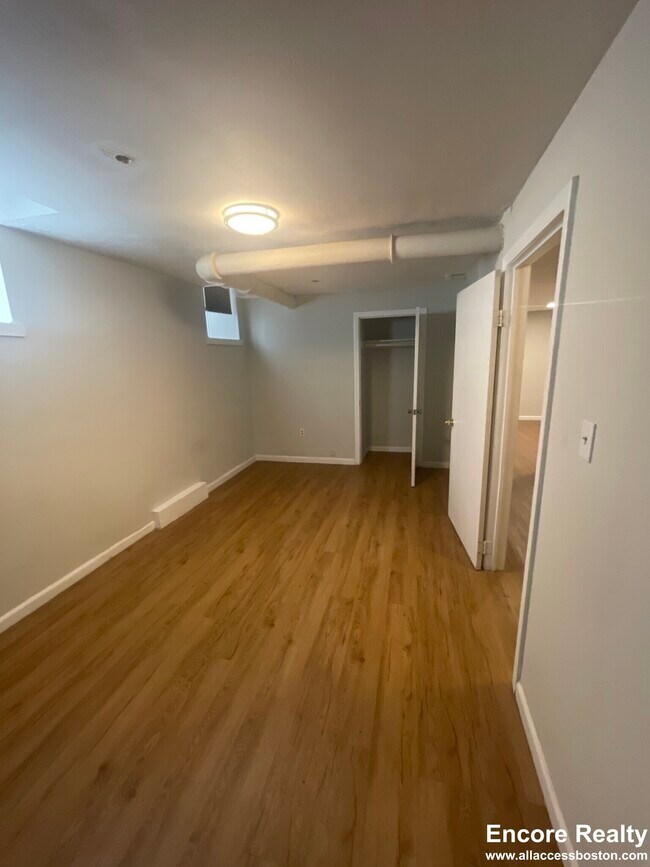 38 Hemenway St unit 57, Boston, MA 02115 - photo 7
