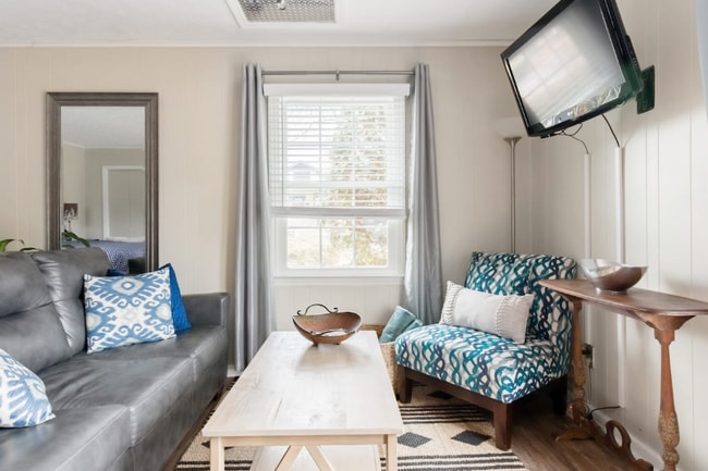 535 Willow Rd unit A, Hendersonville, NC 28739 - photo 7