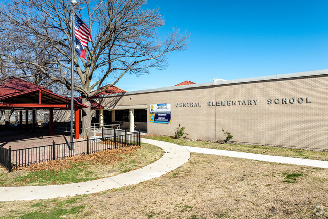 Central Elementary School