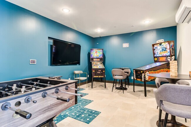 Skye Suwanee Town Center, Suwanee, GA 30024 - photo 7