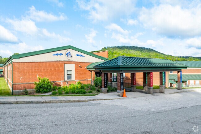 Newland Elementary School offers programs for gifted students, catering to a range of academic needs.