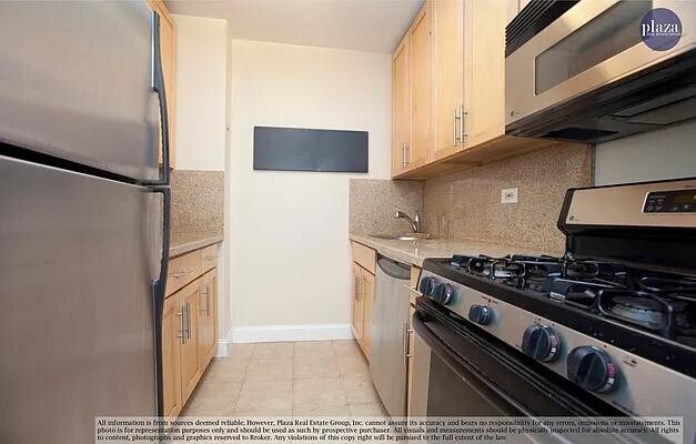 Ventana Condominiums unit 4F, New York, NY 10028 - photo 2