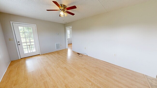 12297 Elrod McElroy Rd, Milton, TN 37118 - photo 2