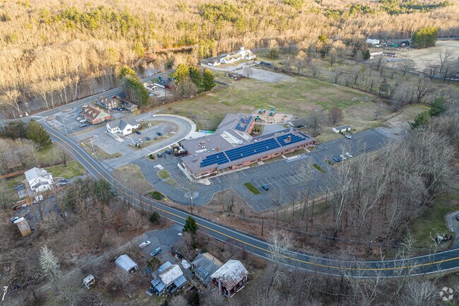 Barkhamsted Elementary School has a student-teacher ratio of 11 to 1.