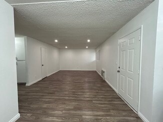 9927 De Soto Ave, Chatsworth, CA 91311