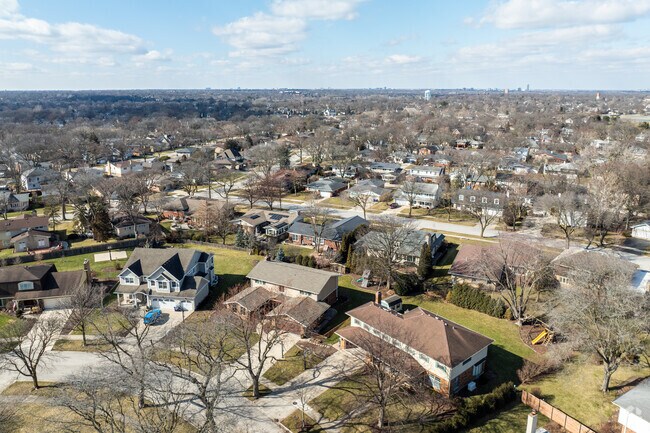 The streets are safe and inviting in Springdale.