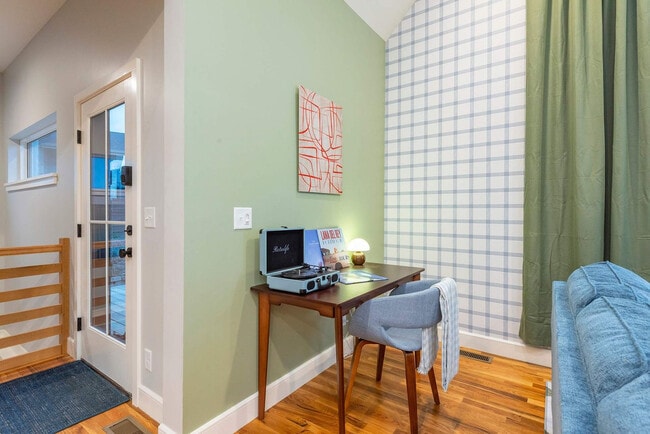 962 Riceville Rd unit ID1363924P, Asheville, NC 28805 - photo 3