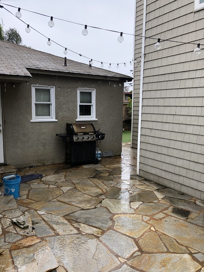 Patio for 1811 Oliver