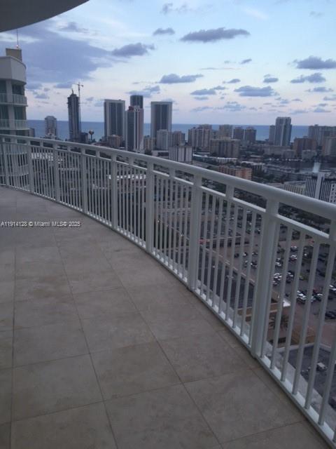 Duo Condominiums unit 2506W, Hallandale Beach, FL 33009 - photo 5