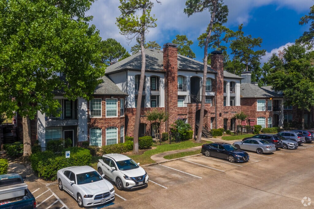 Champions Centre 13222 Champions Centre Dr, Houston, TX