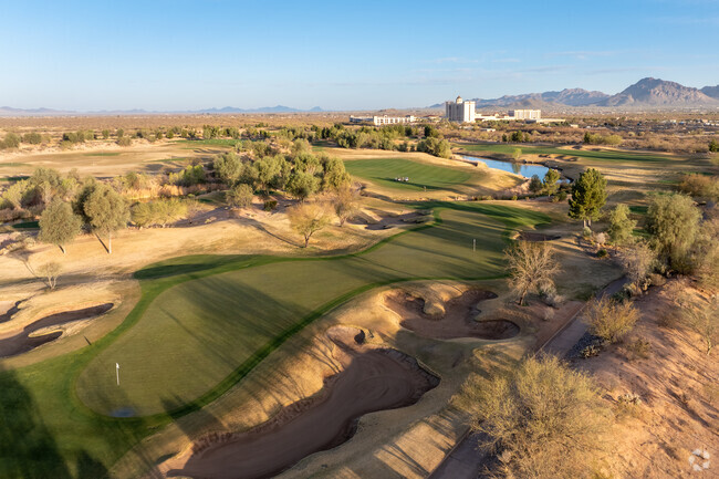 Sewailo Golf Club is a public 18-hole golf course in Valencia West.