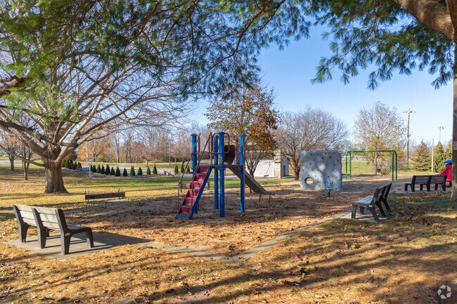 Families can find several playground and parks throughout Vinton.
