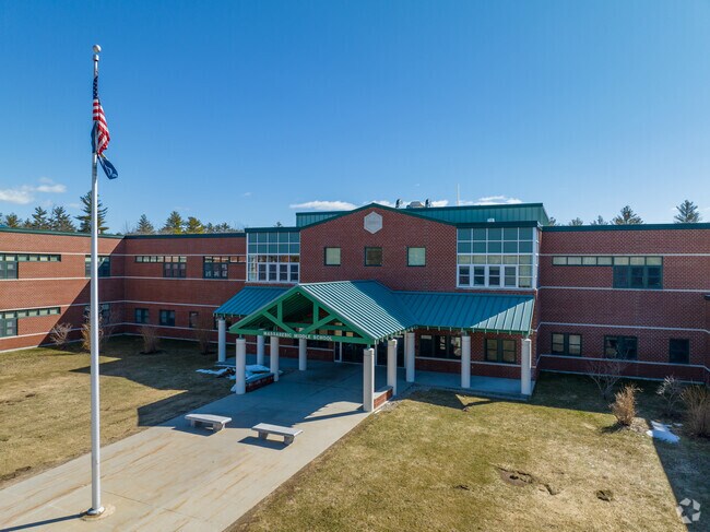 Massabesic Middle School serves students in grades 6-8.