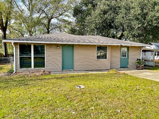 1115 N Texas St, DeRidder, LA 70634
