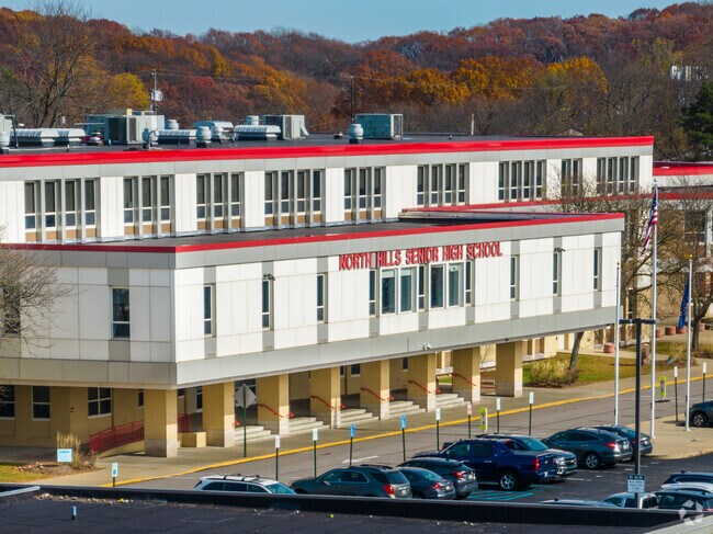 North Hills Senior High School serves grade 9-12 with an overall A rating on Niche.com.