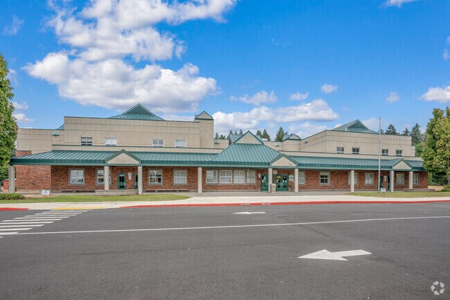 Harney Elementary School serves families in the Edgewood Park neighborhood of Vancouver, WA.