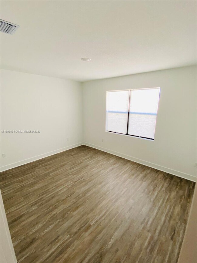 23572 SW 107th Place, Princeton, FL 33032 - photo 7