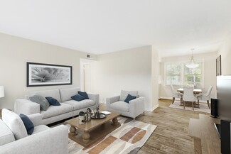 3926 Marcom St, Raleigh, NC 27606