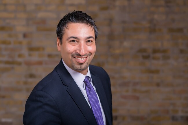 Agent Photo