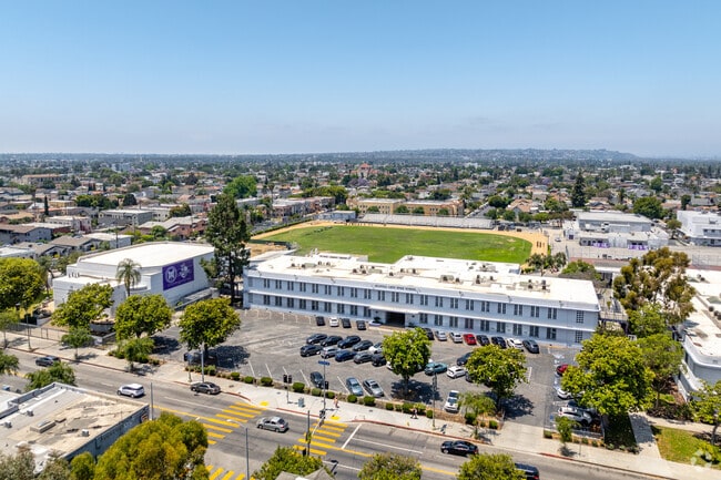 Manual Arts Senior High School serves grades 9-12.