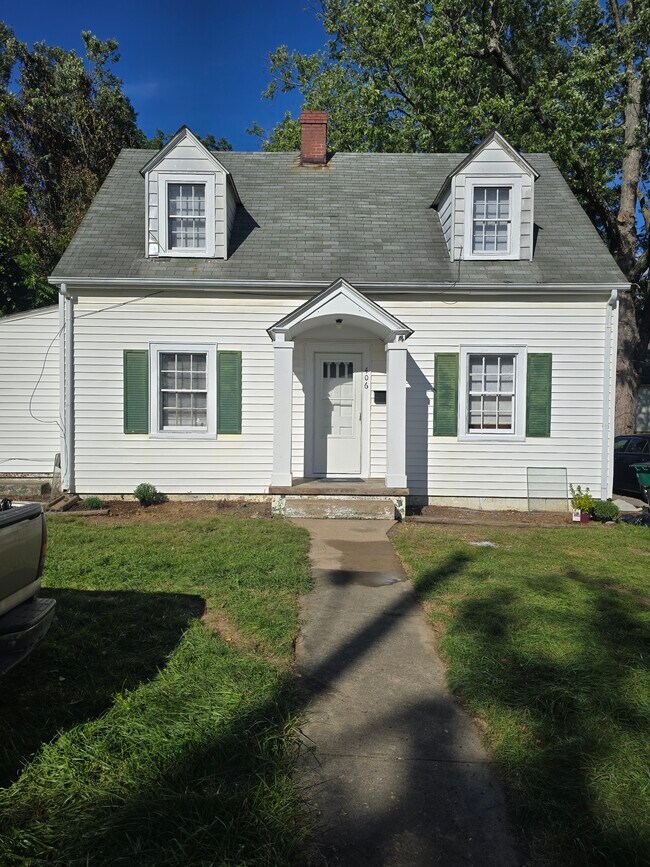 406 Progress St NE, Blacksburg, VA 24060
