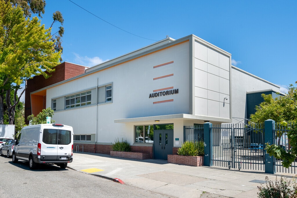 Washington Elementary School is a diverse student community, comprised of many cultures.