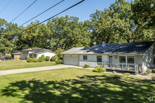 A wide array of architectural styles can be found in Greenleaf Manor.