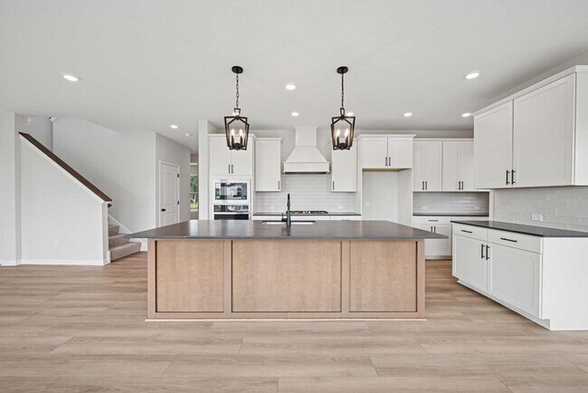 14748 105th Ave N unit 36470041, Maple Grove, MN 55369 - photo 2