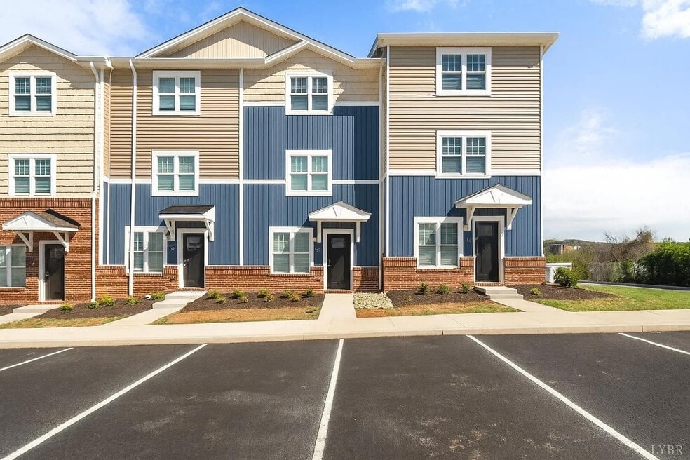 1600 Wards Ferry Rd unit Room C, Lynchburg, VA 24502 - photo 1